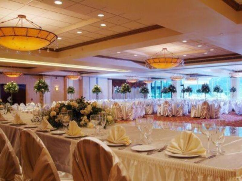 The Royal Regency Hotel Yonkers Exterior foto